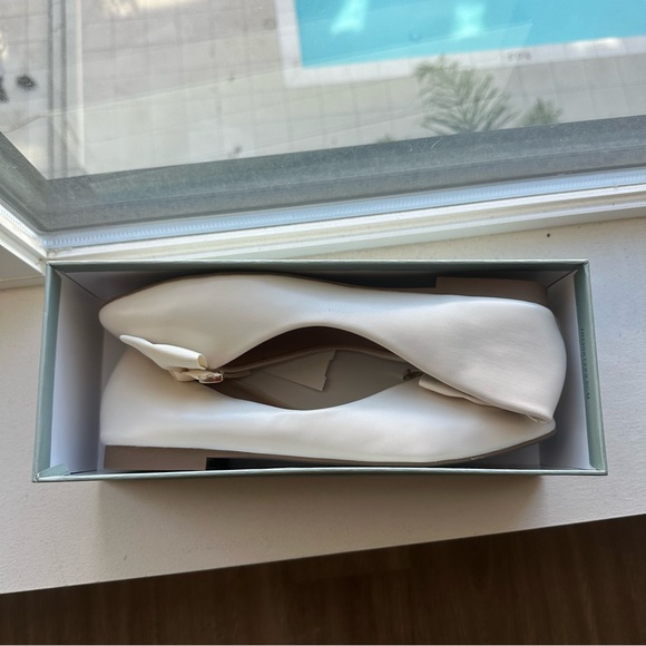 White Bow Women's Flats C. Paravano - Picture 2 of 7